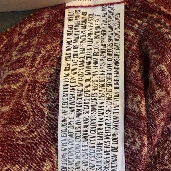 Forever 21 Top - Picture 6 of 7